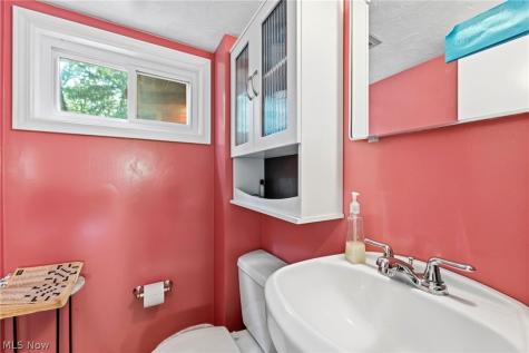 3554 Atherstone Road Cleveland Heights OH 44121