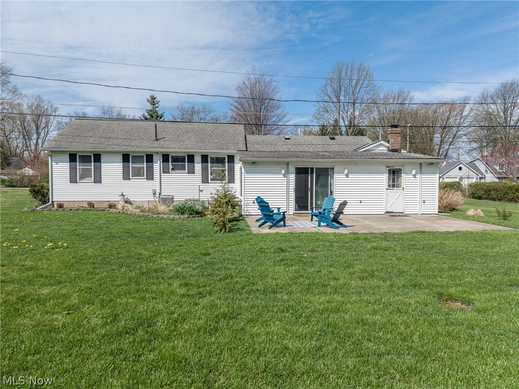 1469 Hazel Avenue Madison OH 44057