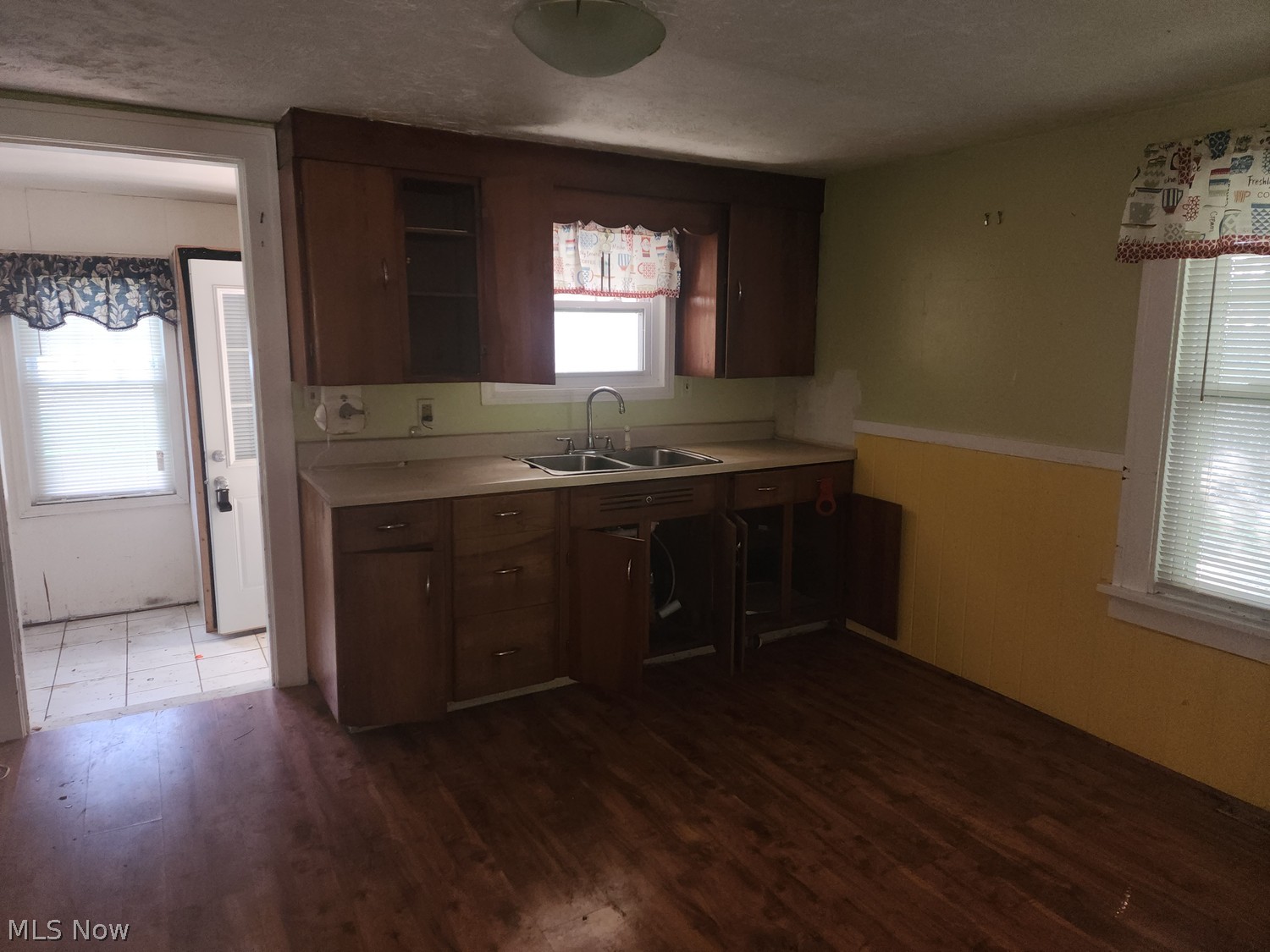 826 Hardy Road Painesville OH 44077