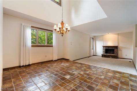 322 Great Oaks Trail Wadsworth OH 44281
