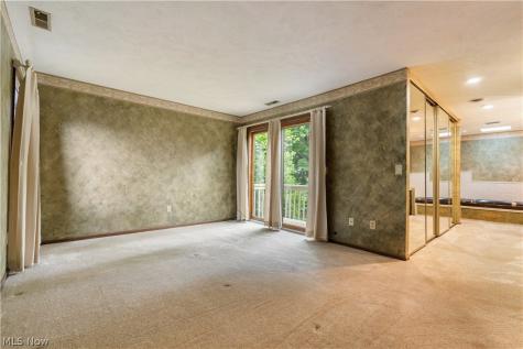322 Great Oaks Trail Wadsworth OH 44281
