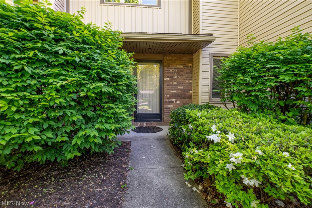 322 Great Oaks Trail Wadsworth OH 44281