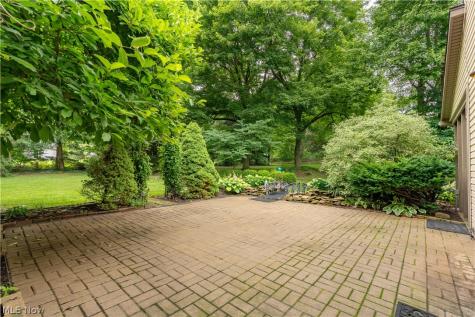322 Great Oaks Trail Wadsworth OH 44281