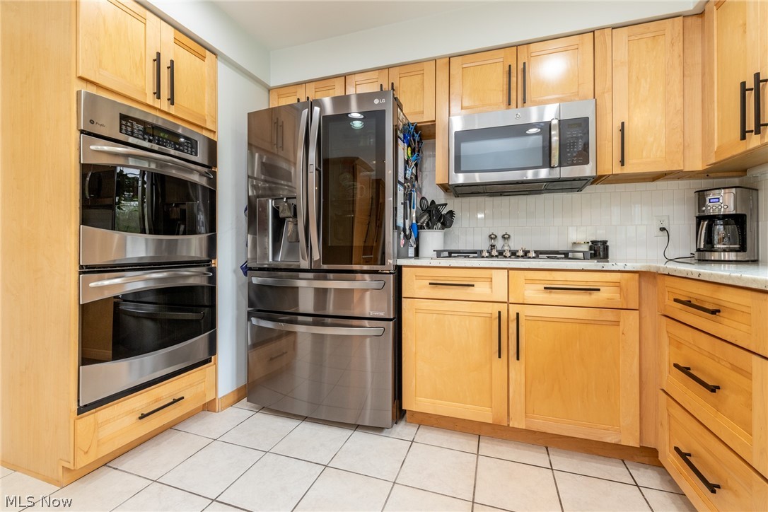 28750 S Woodland Road Pepper Pike OH 44124