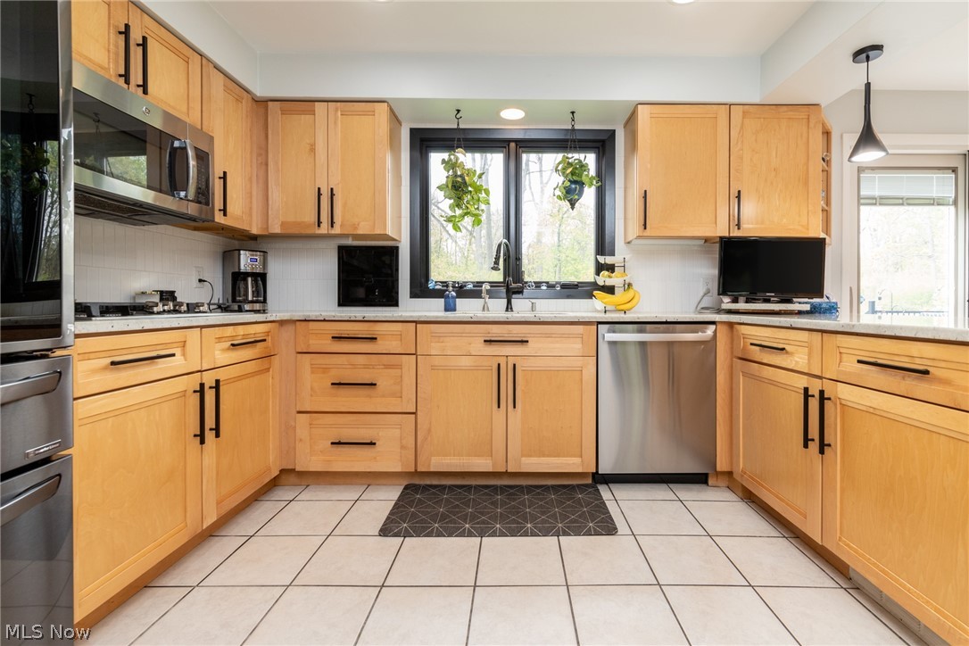28750 S Woodland Road Pepper Pike OH 44124
