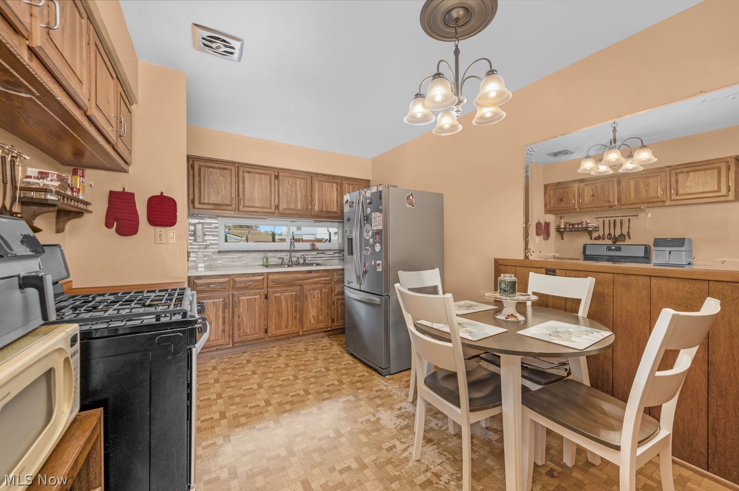 6119 Carol Drive Brook Park OH 44142