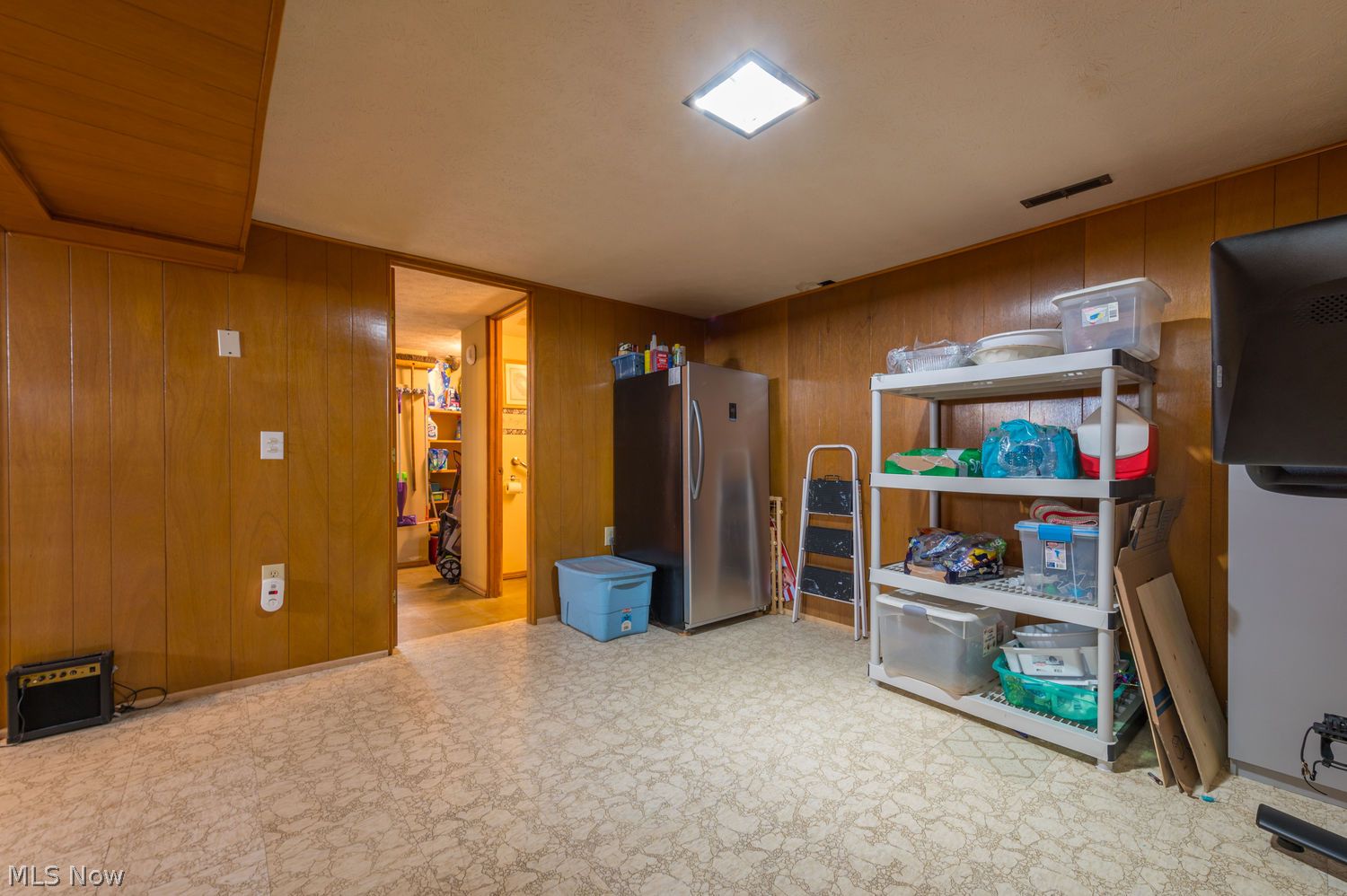 6119 Carol Drive Brook Park OH 44142