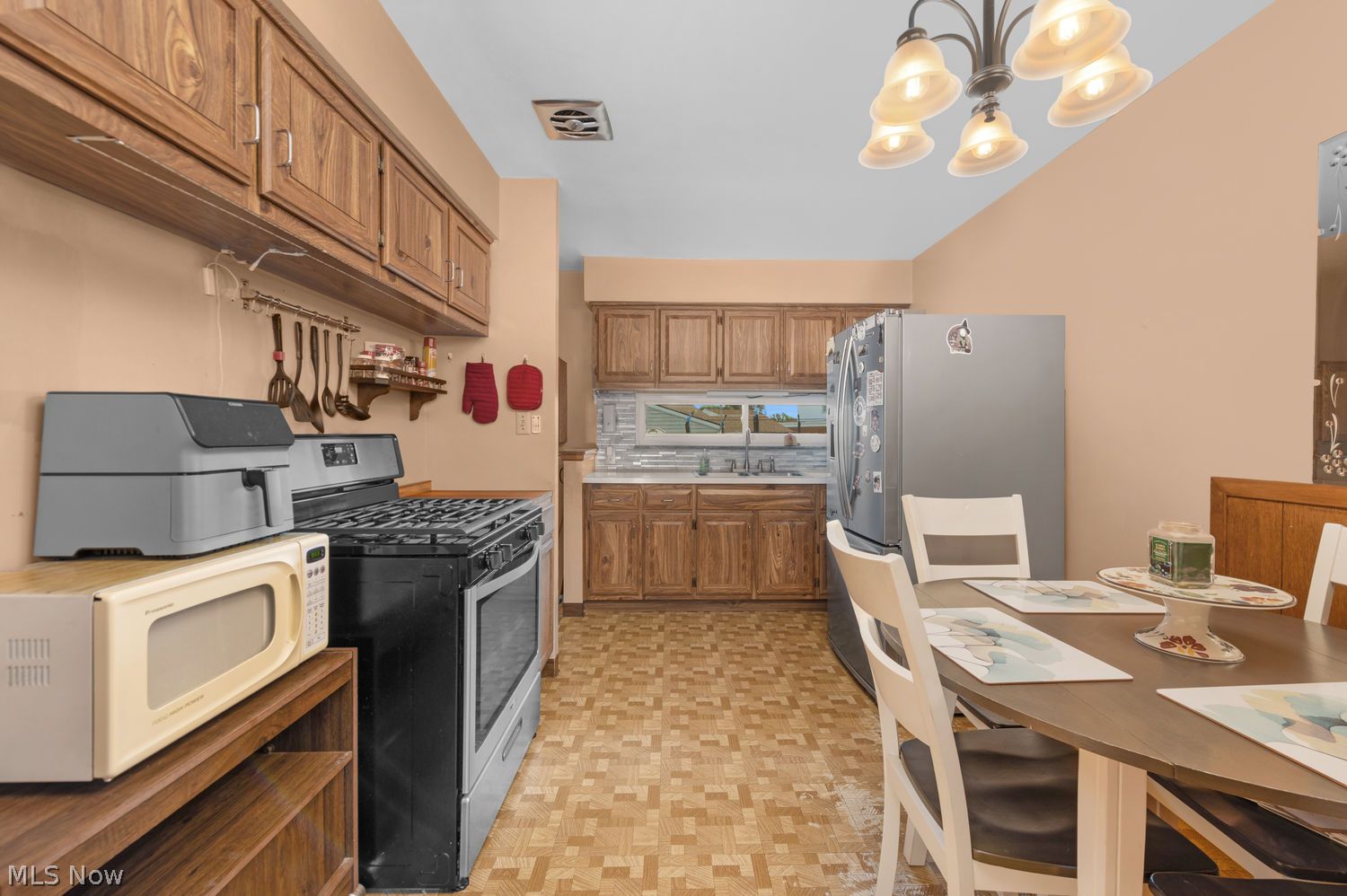 6119 Carol Drive Brook Park OH 44142