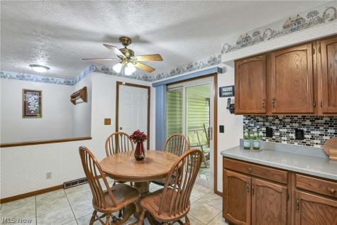 3240 Forest Overlook Drive Seven Hills OH 44131
