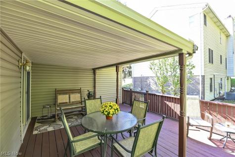 3240 Forest Overlook Drive Seven Hills OH 44131