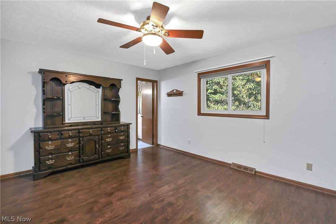 3240 Forest Overlook Drive Seven Hills OH 44131