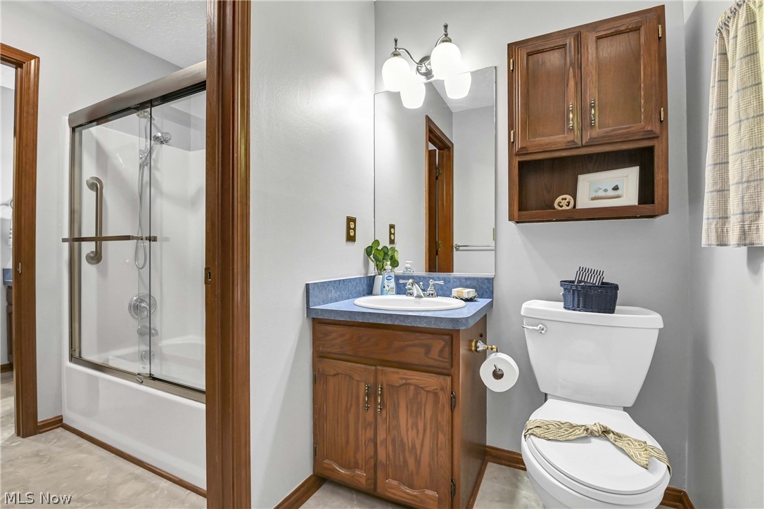 3240 Forest Overlook Drive Seven Hills OH 44131