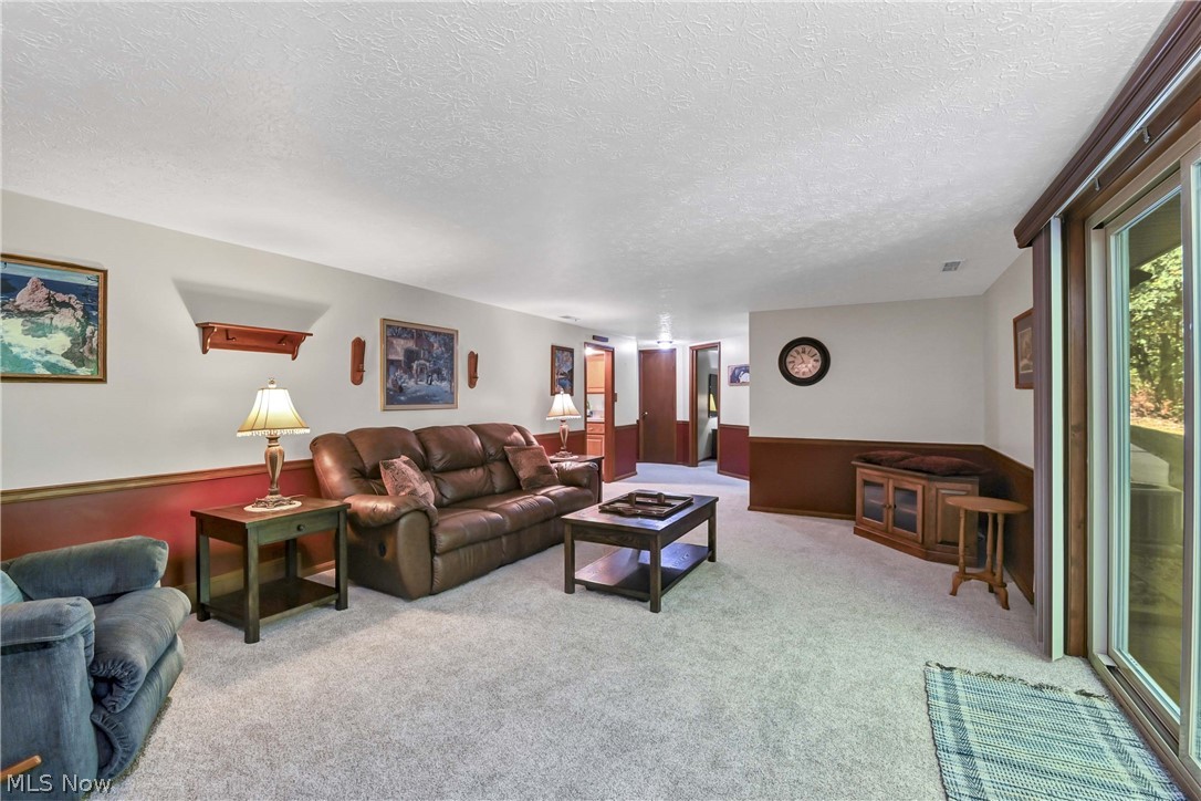 3240 Forest Overlook Drive Seven Hills OH 44131