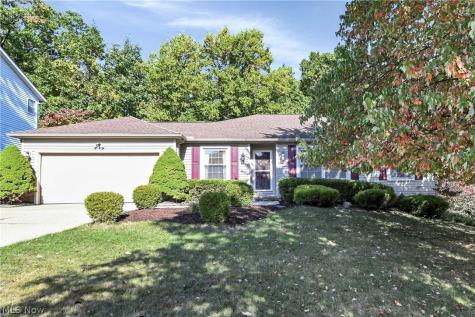 3240 Forest Overlook Drive Seven Hills OH 44131