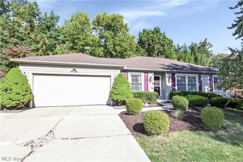 3240 Forest Overlook Drive Seven Hills OH 44131
