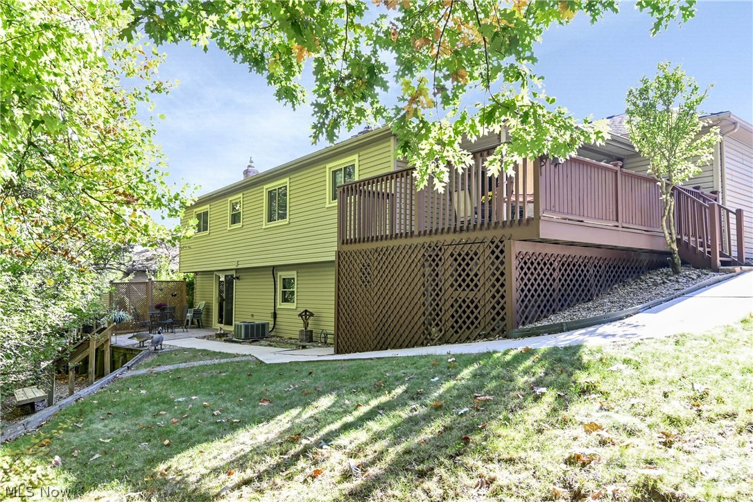 3240 Forest Overlook Drive Seven Hills OH 44131