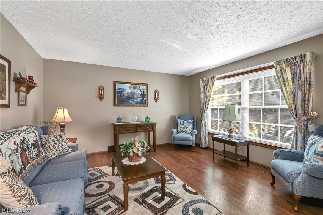 3240 Forest Overlook Drive Seven Hills OH 44131