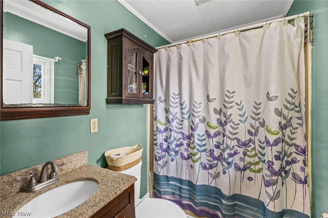 127 S Prospect Street Shreve OH 44676