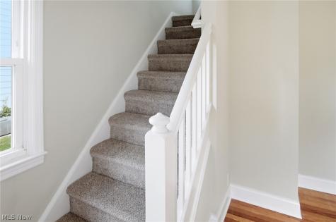 119 Monroe Avenue Cuyahoga Falls OH 44221