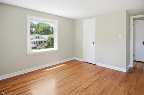 119 Monroe Avenue Cuyahoga Falls OH 44221