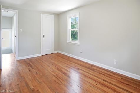 119 Monroe Avenue Cuyahoga Falls OH 44221