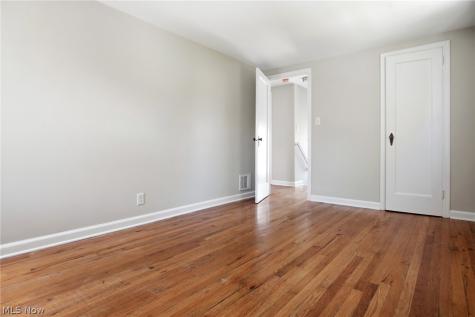 119 Monroe Avenue Cuyahoga Falls OH 44221