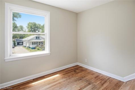119 Monroe Avenue Cuyahoga Falls OH 44221