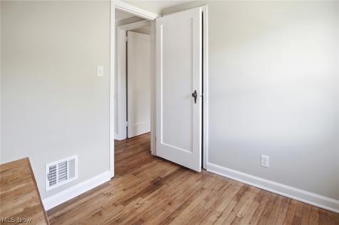 119 Monroe Avenue Cuyahoga Falls OH 44221