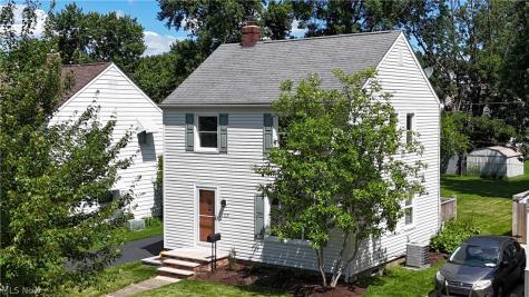 119 Monroe Avenue Cuyahoga Falls OH 44221
