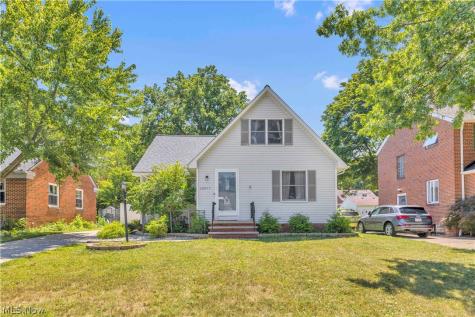 10077 Beaconsfield Drive Parma Heights OH 44130