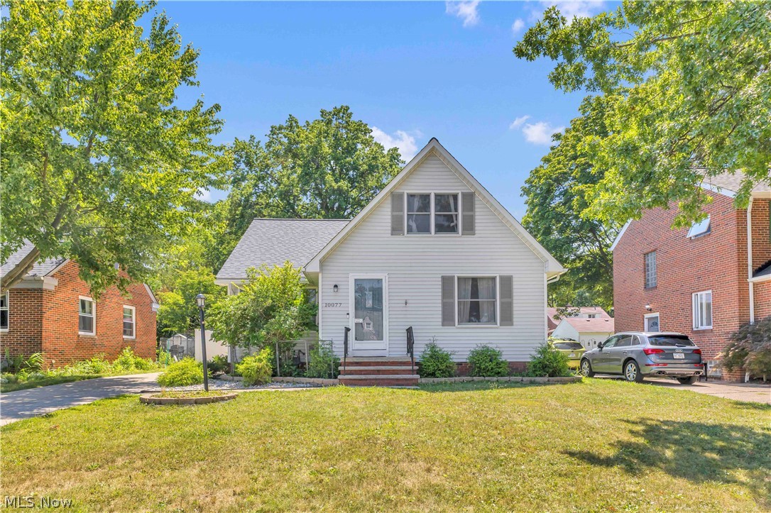 10077 Beaconsfield Drive Parma Heights OH 44130