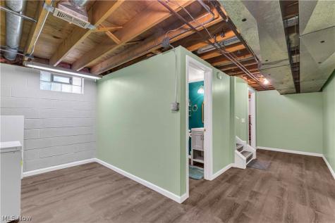 10077 Beaconsfield Drive Parma Heights OH 44130