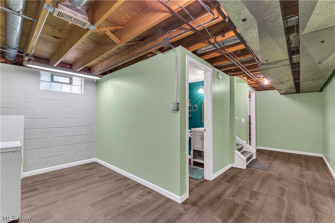 10077 Beaconsfield Drive Parma Heights OH 44130