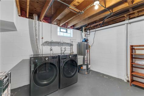 10077 Beaconsfield Drive Parma Heights OH 44130