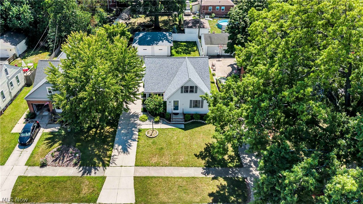 10077 Beaconsfield Drive Parma Heights OH 44130