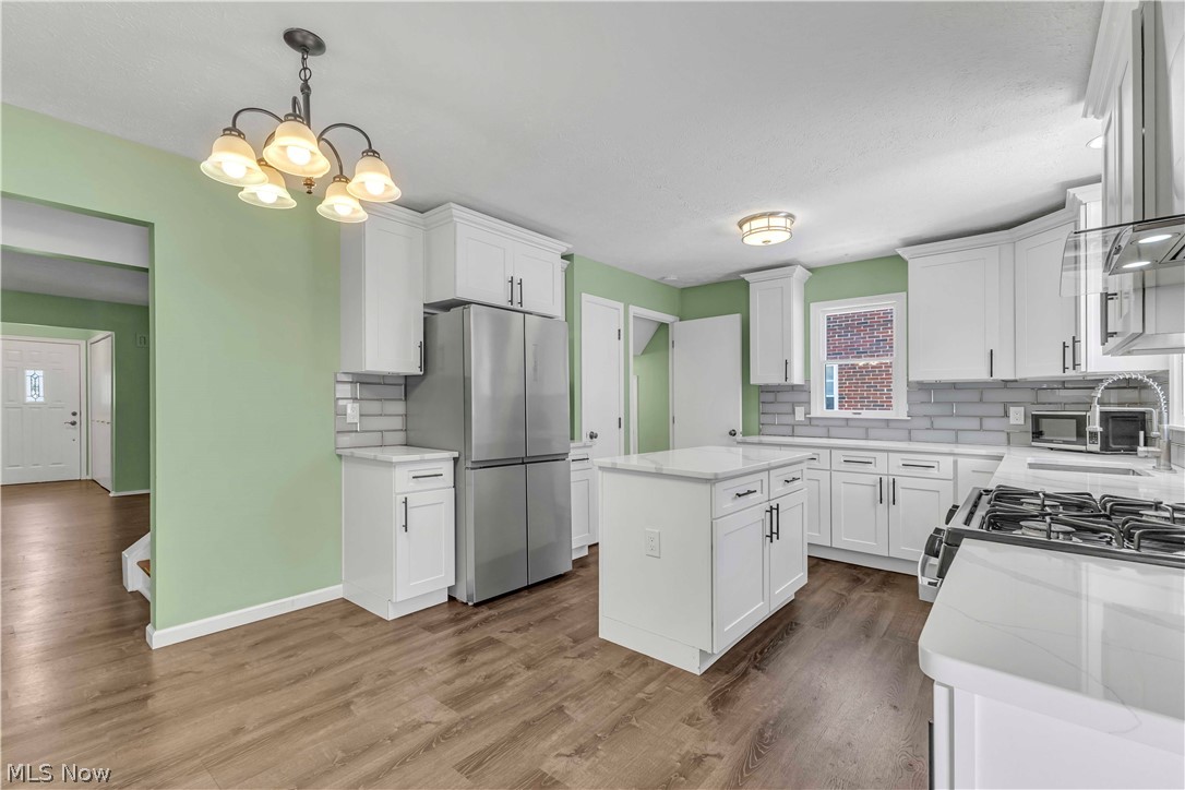 10077 Beaconsfield Drive Parma Heights OH 44130