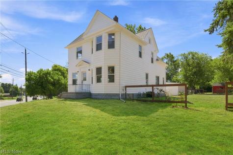 3223 W Pleasant Valley Road Parma OH 44134