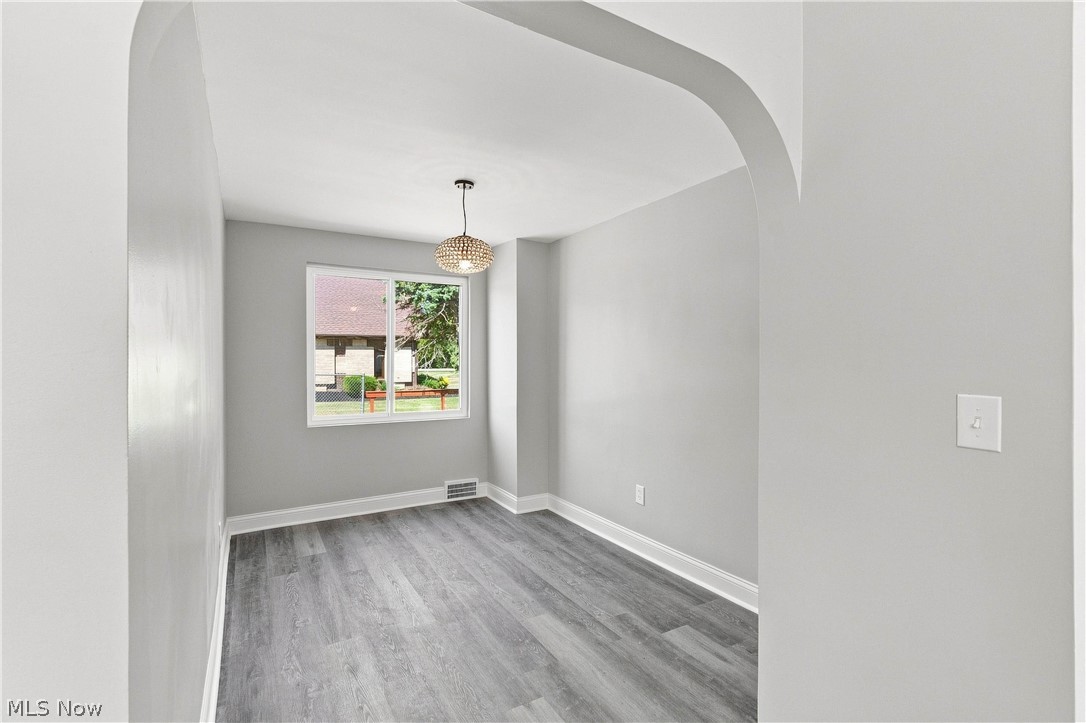 3223 W Pleasant Valley Road Parma OH 44134