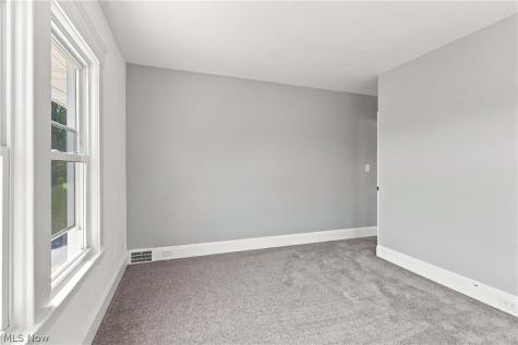 3223 W Pleasant Valley Road Parma OH 44134