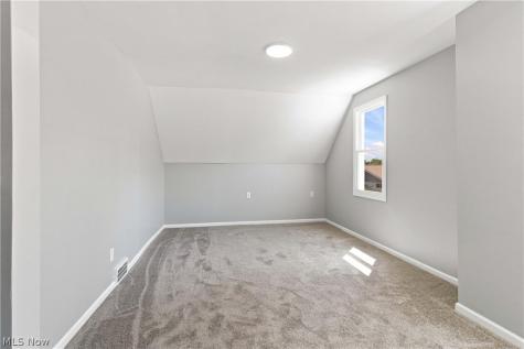 3223 W Pleasant Valley Road Parma OH 44134