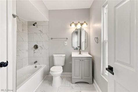 3223 W Pleasant Valley Road Parma OH 44134