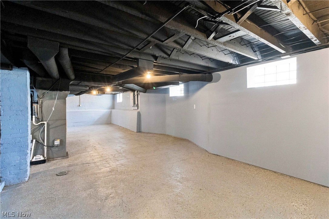3223 W Pleasant Valley Road Parma OH 44134