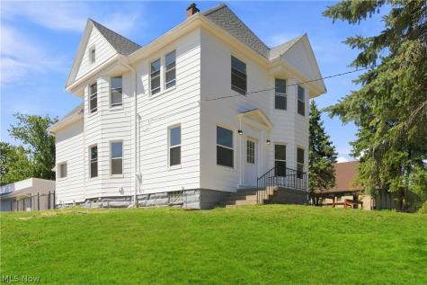 3223 W Pleasant Valley Road Parma OH 44134