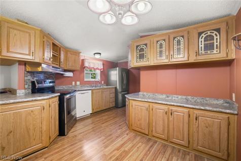 247 C Street SW Navarre OH 44662
