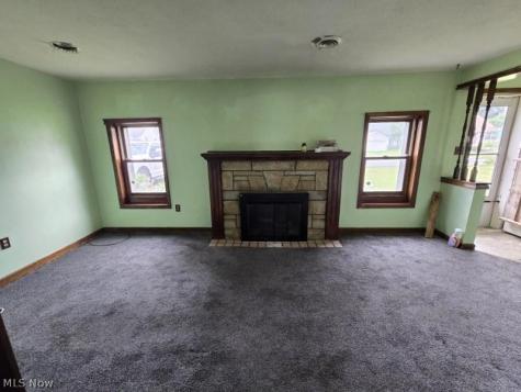 375 Bon Air Avenue Elyria OH 44035
