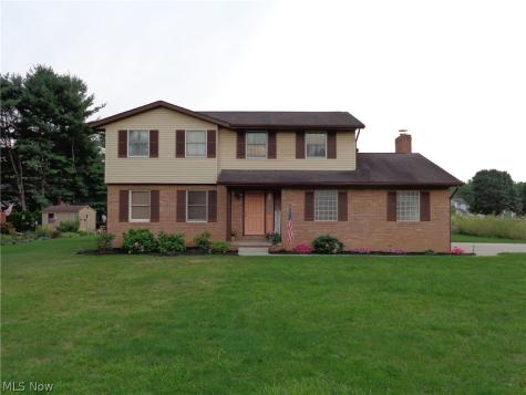 3415 Lauren Avenue NW Massillon OH 44646
