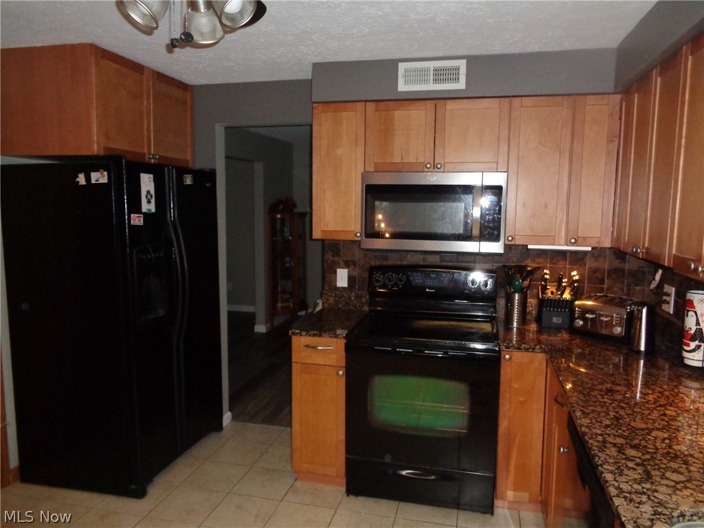 3415 Lauren Avenue NW Massillon OH 44646
