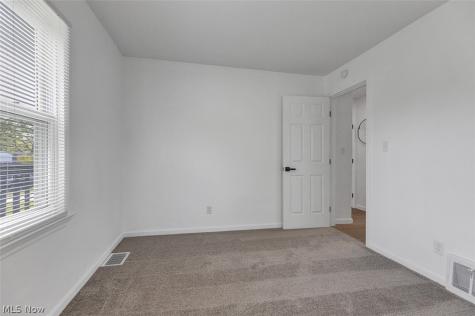 67 Pierce Avenue Cuyahoga Falls OH 44221