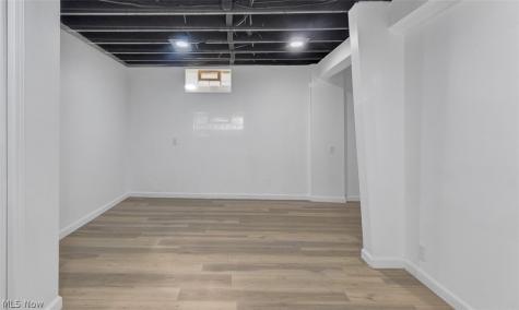 67 Pierce Avenue Cuyahoga Falls OH 44221