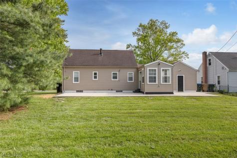 67 Pierce Avenue Cuyahoga Falls OH 44221